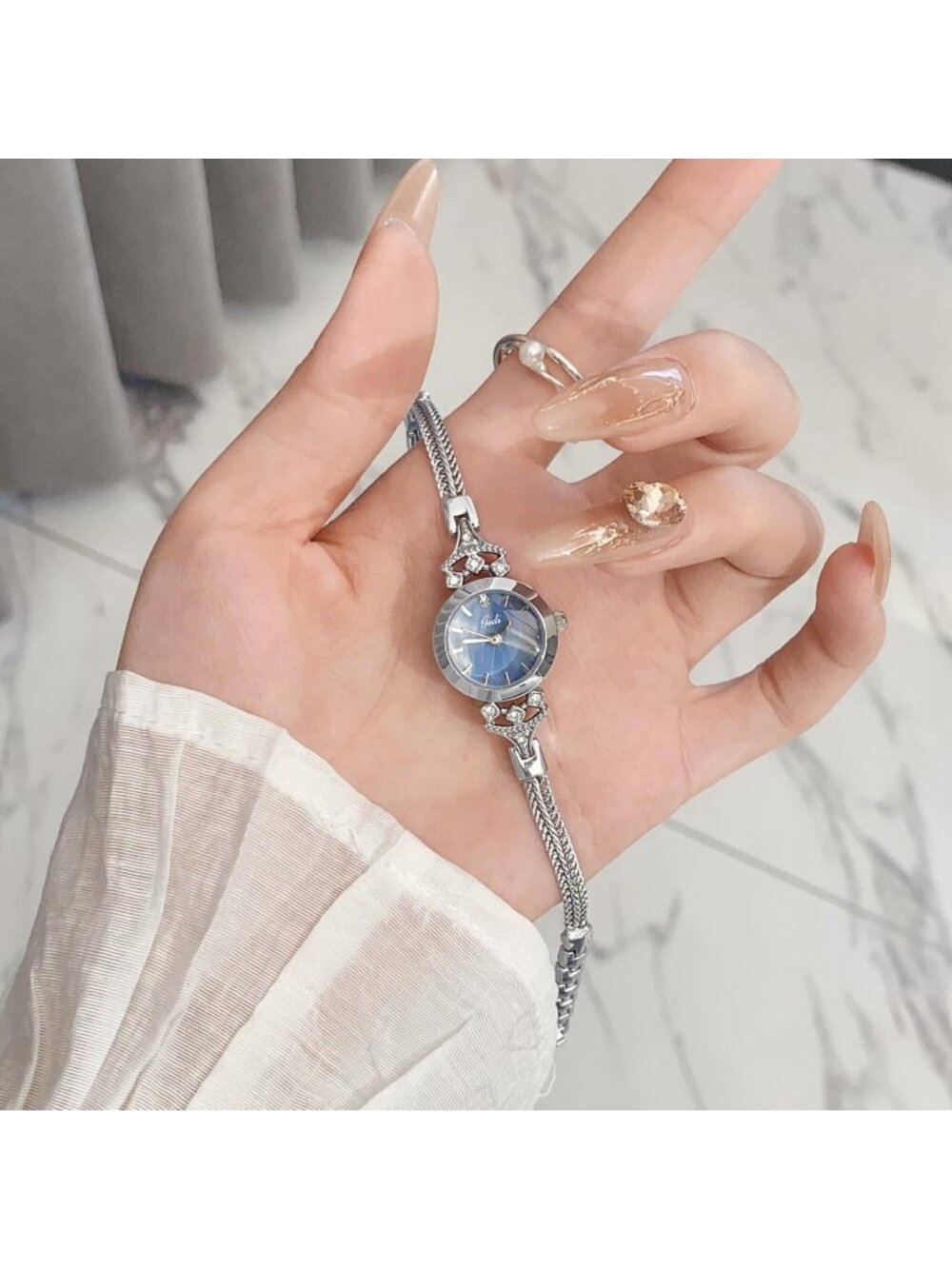 Women's Silver Blue Elegant Steel Mesh Strap Rhinestone Pearl Dial Quartz Watch - Picture 6 of 6